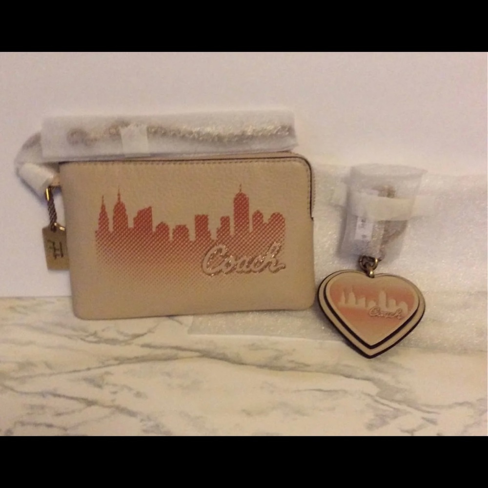 Jennifer Lopez Coach Wallet and Key Chain